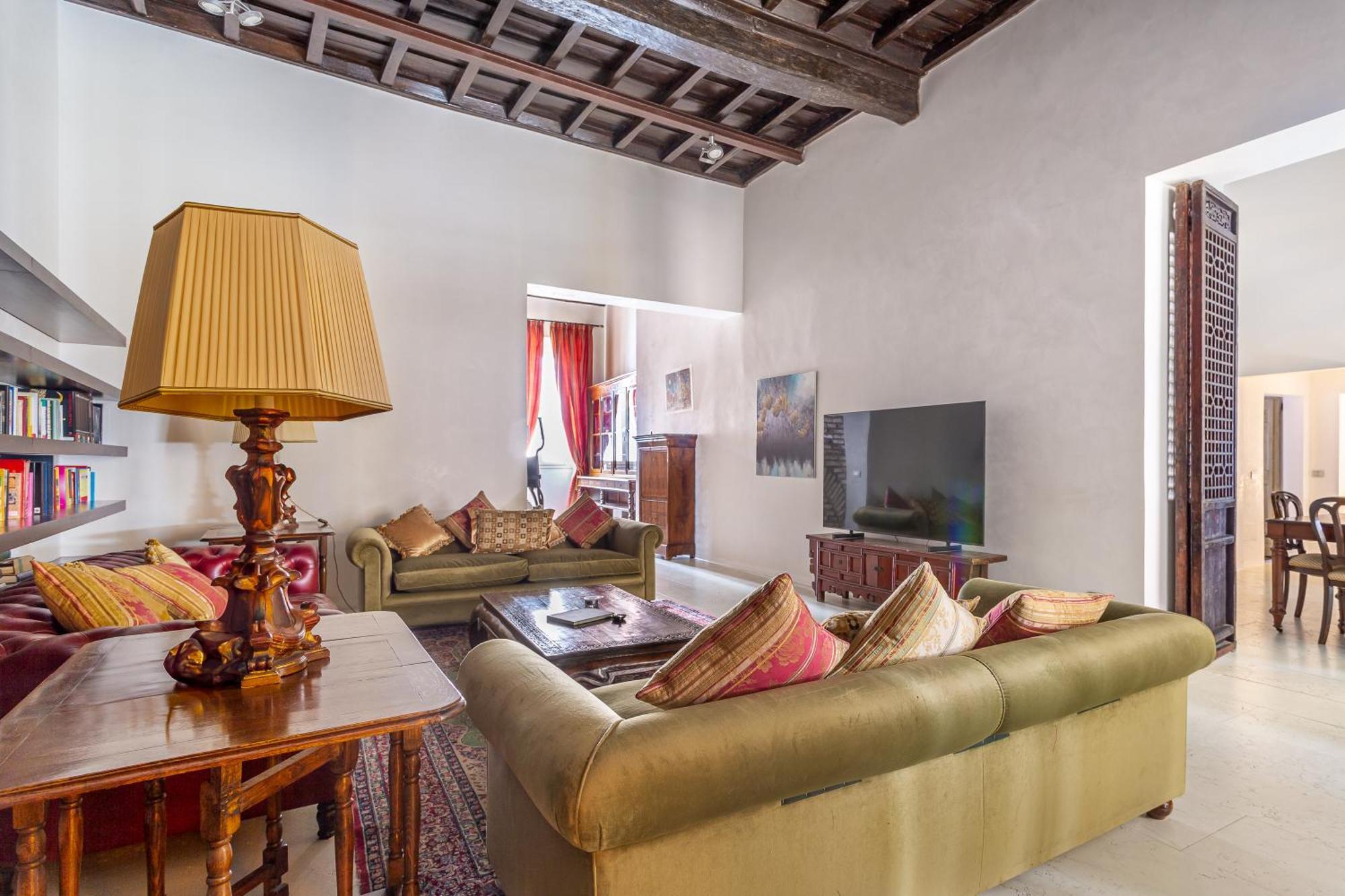 Iflat Pantheon Elegant 3-bedroom Apartamento